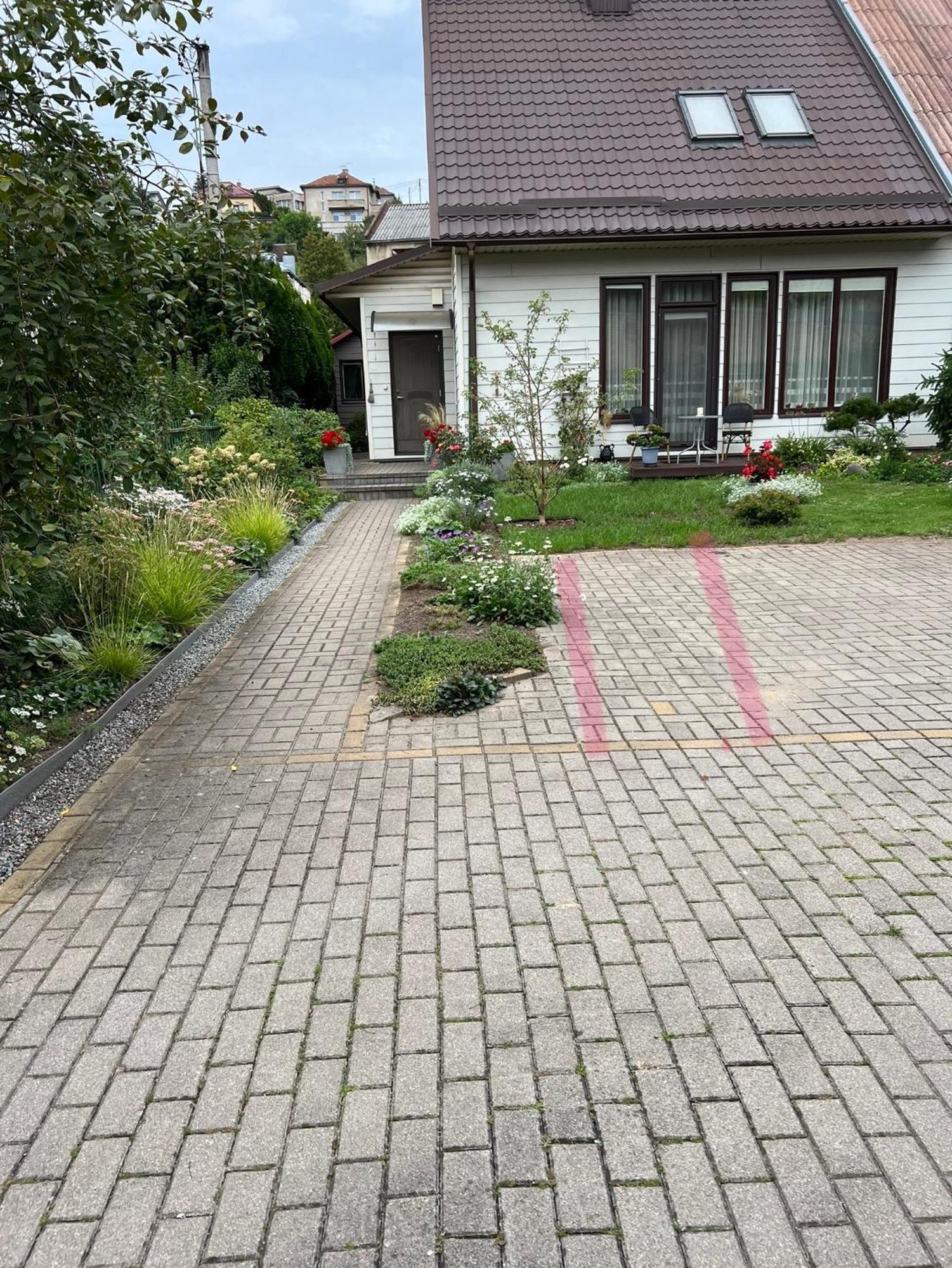 Center Studio Hause Каунас Екстер'єр фото